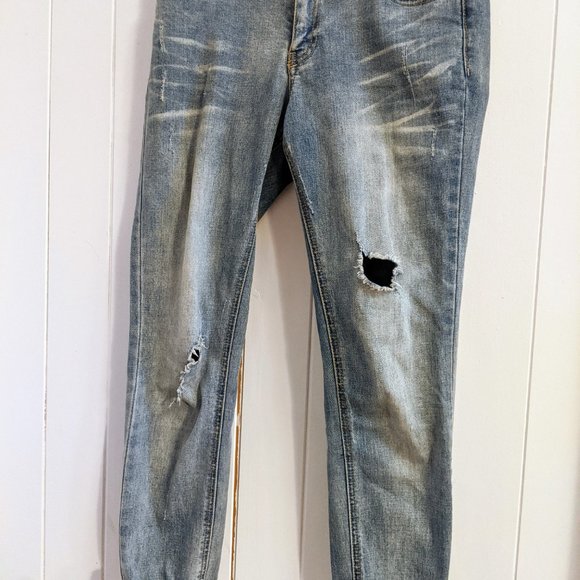 Ripped skinny jeans - Picture 1 of 3